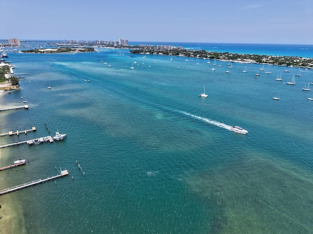 624 51st St, West Palm Beach, FL 33407 - view of urban area with a large body of water