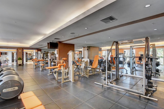 550 Okeechobee Blvd Unit 821, West Palm Beach, FL 33401 - view of gym