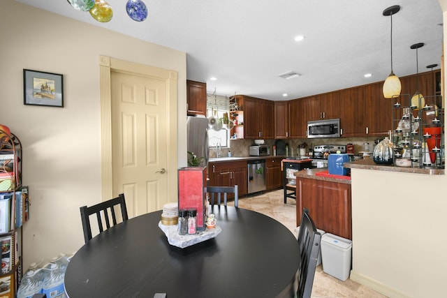 11151 88th Rd N, Palm Beach Gardens, FL 33412 - dining room with recessed lighting