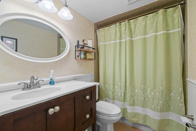 11151 88th Rd N, Palm Beach Gardens, FL 33412 - full bath with toilet, vanity, tile patterned flooring, and a shower with shower curtain