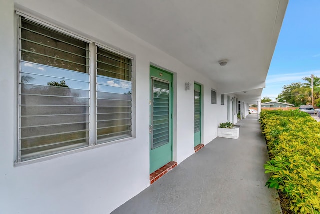 2161 NE 42nd Ct Unit 116, Lighthouse Point, FL 33064 - view of patio