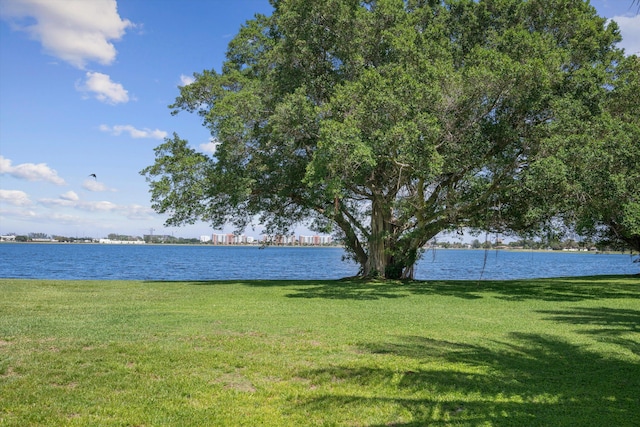 2 Firestone Cir, West Palm Beach, FL 33401 - water view