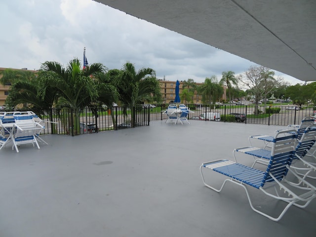 9233 SW 8th St Unit 207, Boca Raton, FL 33428 - view of patio / terrace