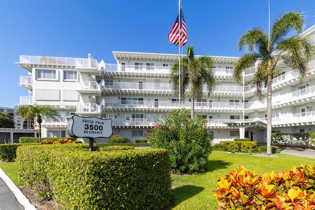 3500 S Ocean Blvd Unit 308, South Palm Beach, FL 33480 - view of apartment building / complex