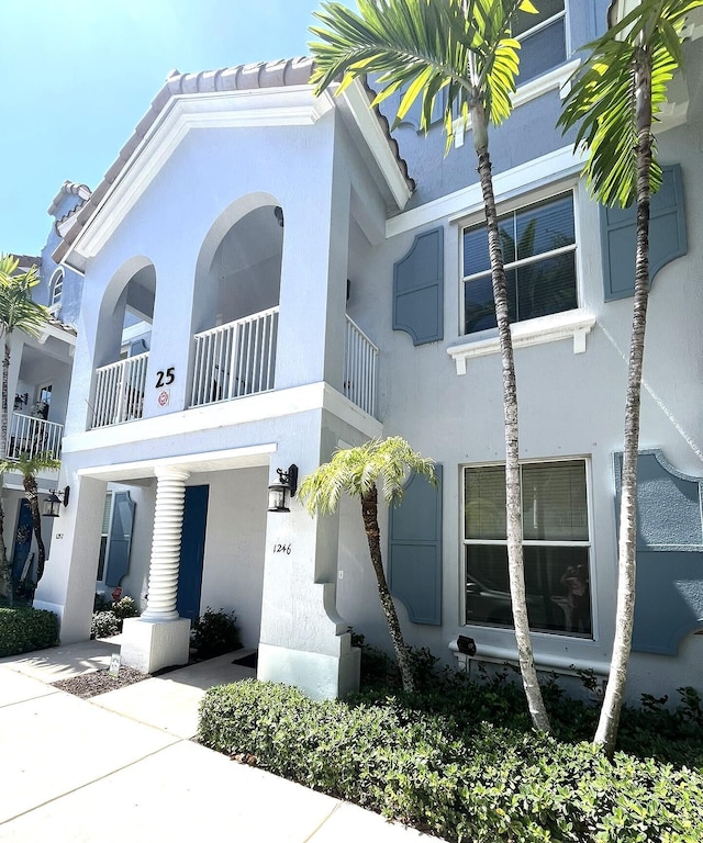 1246 Via De Fossi, Boynton Beach, FL 33426 - view of front of home with stucco siding