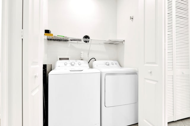 1246 Via De Fossi, Boynton Beach, FL 33426 - laundry room with separate washer and dryer