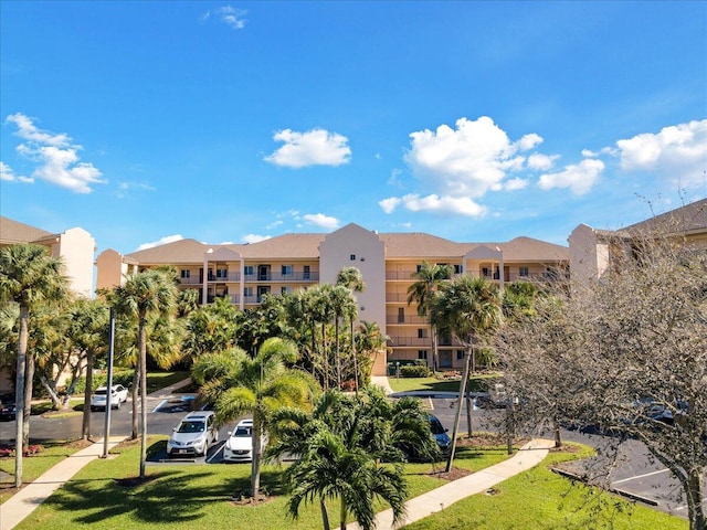 275 Palm Ave Unit B304, Jupiter, FL 33477 - view of building exterior featuring a residential view
