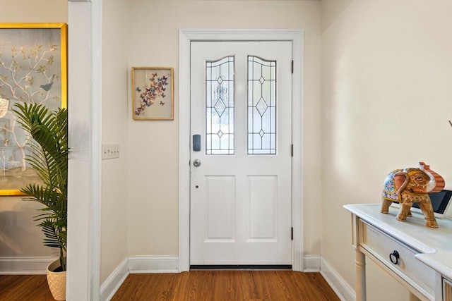 1345 SW Cedar Cv E, Port Saint Lucie, FL 34986 - entryway featuring dark wood finished floors and baseboards