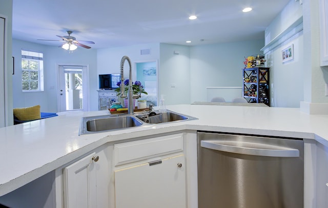 1406 W Wickham Cir Unit A, Delray Beach, FL 33445 - kitchen featuring dishwasher, open floor plan, white cabinetry, light countertops, and recessed lighting