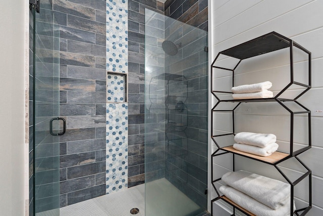 18102 Bridle Way, Port Saint Lucie, FL 34987 - bathroom featuring a stall shower