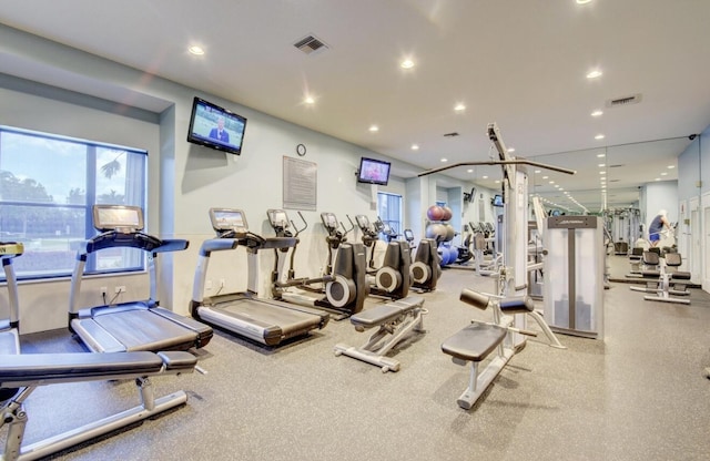 7906 Rockport Cir, Lake Worth, FL 33467 - exercise room featuring recessed lighting