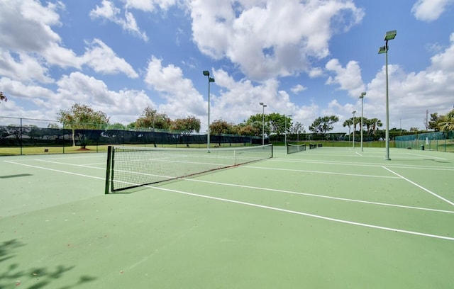 7906 Rockport Cir, Lake Worth, FL 33467 - view of tennis court with community basketball court