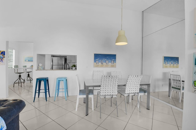5451 Verona Dr Unit M, Boynton Beach, FL 33437 - tiled dining space with a sink