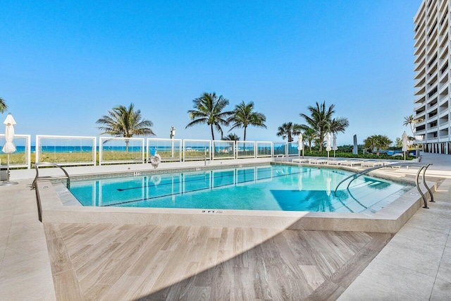 1500 S Ocean Blvd Unit 804, Boca Raton, FL 33432 - view of community pool