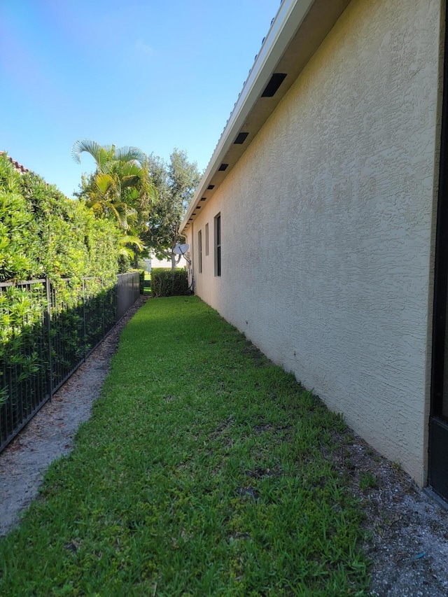 4295 55th St, Vero Beach, FL 32967 - view of yard