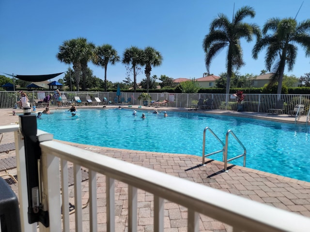 4295 55th St, Vero Beach, FL 32967 - view of community pool