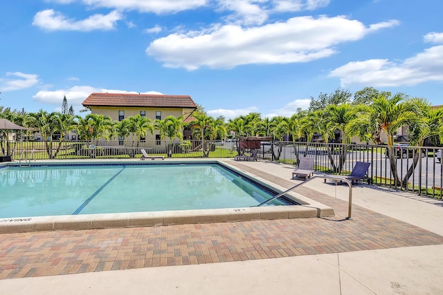 21895 Lake Forest Cir Unit 201, Boca Raton, FL 33433 - community pool with a patio