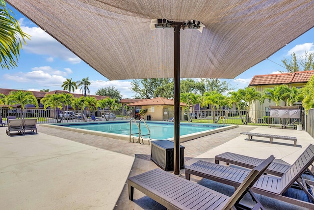 21895 Lake Forest Cir Unit 201, Boca Raton, FL 33433 - community pool with a patio area