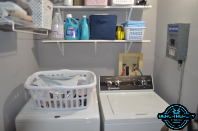 4318 7th Ave, Marianna, FL 32446 - washroom featuring separate washer and dryer