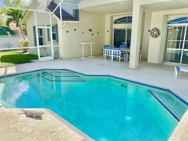 225 Clocktower Dr, Jupiter, FL 33458 - view of swimming pool featuring a patio