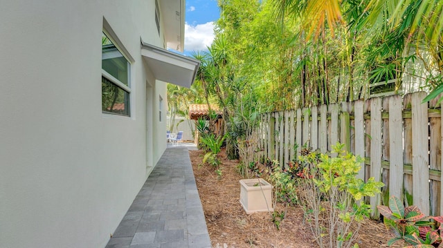 218 NE 10th St, Delray Beach, FL 33444 - view of fenced backyard