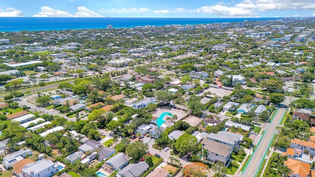 218 NE 10th St, Delray Beach, FL 33444 - aerial view of property and surrounding area featuring a large body of water