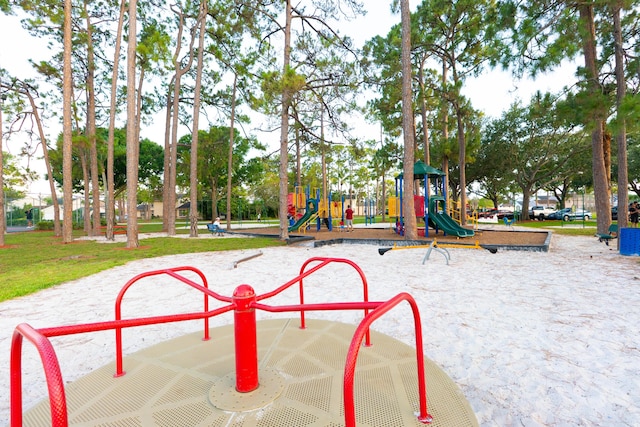 1325 Strawberry Ln, West Palm Beach, FL 33415 - view of community jungle gym