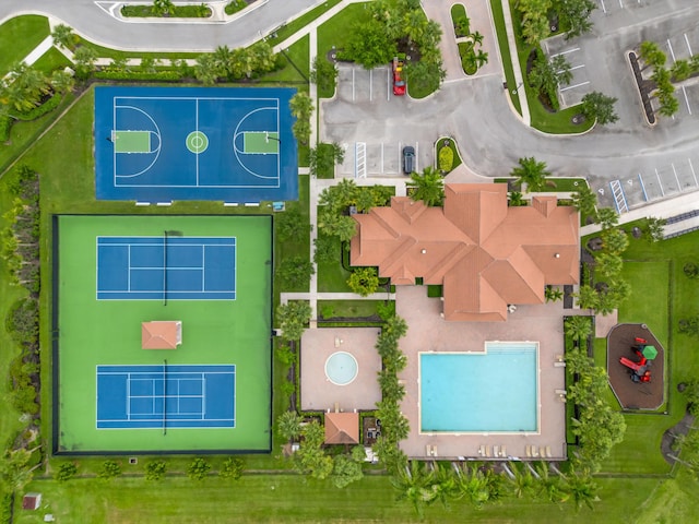 852 Gairloch Ln, Fort Pierce, FL 34947 - bird's eye view of a pool area