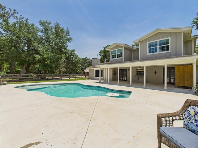 2045 SW 18th Ln, Okeechobee, FL 34974 - view of swimming pool with a patio
