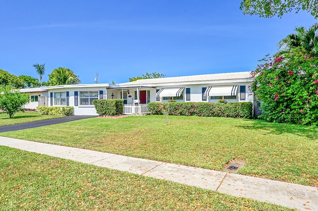 1328 SE 3rd Ave, Deerfield Beach, FL 33441 - single story home featuring a front lawn