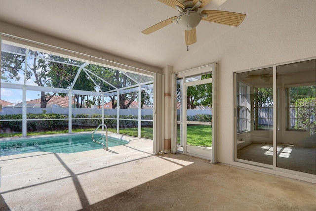 135 Eagleton Ct, Palm Beach Gardens, FL 33418 - view of swimming pool featuring a patio, a ceiling fan, and a lanai