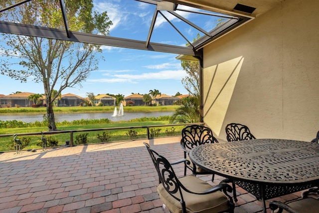 8273 Razorback Ct, Boynton Beach, FL 33473 - sunroom featuring a water view and a residential view