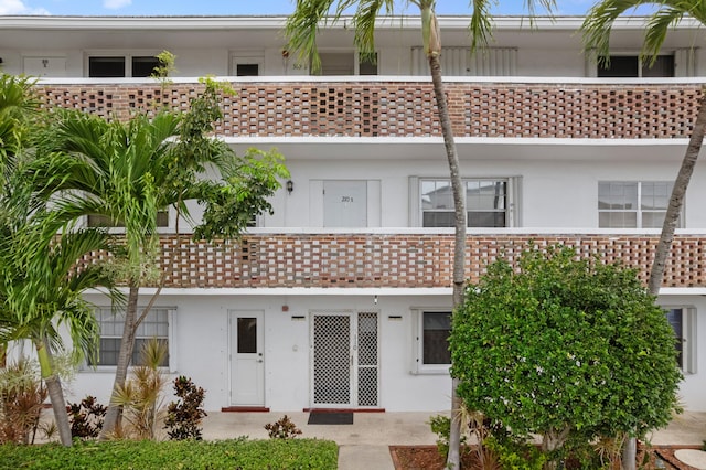2050 NE 39th St Unit 110S, Lighthouse Point, FL 33064 - view of building exterior