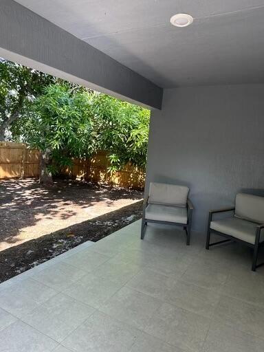 723 20th St, West Palm Beach, FL 33407 - view of patio