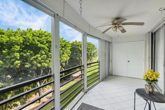 23247 Barwood Ln Unit 305, Boca Raton, FL 33428 - unfurnished sunroom featuring ceiling fan