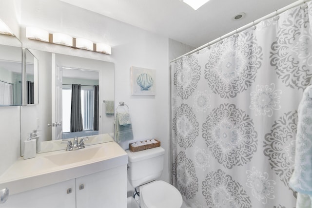 735 Monaco P, Delray Beach, FL 33446 - bathroom featuring toilet, vanity, and a shower with shower curtain