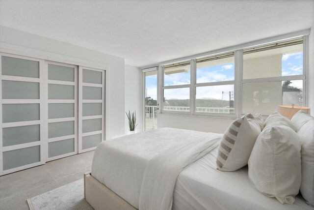 2800 E Sunrise Blvd Unit 4C, Fort Lauderdale, FL 33304 - bedroom featuring multiple windows