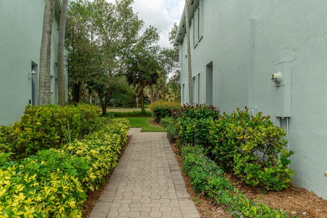 3185 Laurel Ridge Cir, Riviera Beach, FL 33404 - view of yard
