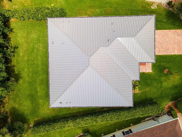 675 NE Moss Rose Pl, Port Saint Lucie, FL 34983 - drone / aerial view