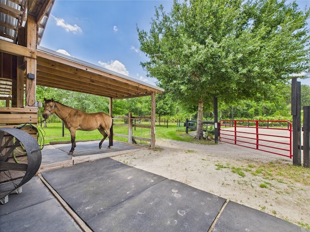 32801 US Highway 441 13 & 14, Okeechobee, FL 34972 - view of horse barn