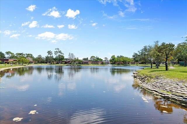 884 Worcester Ln, Lake Worth, FL 33467 - water view