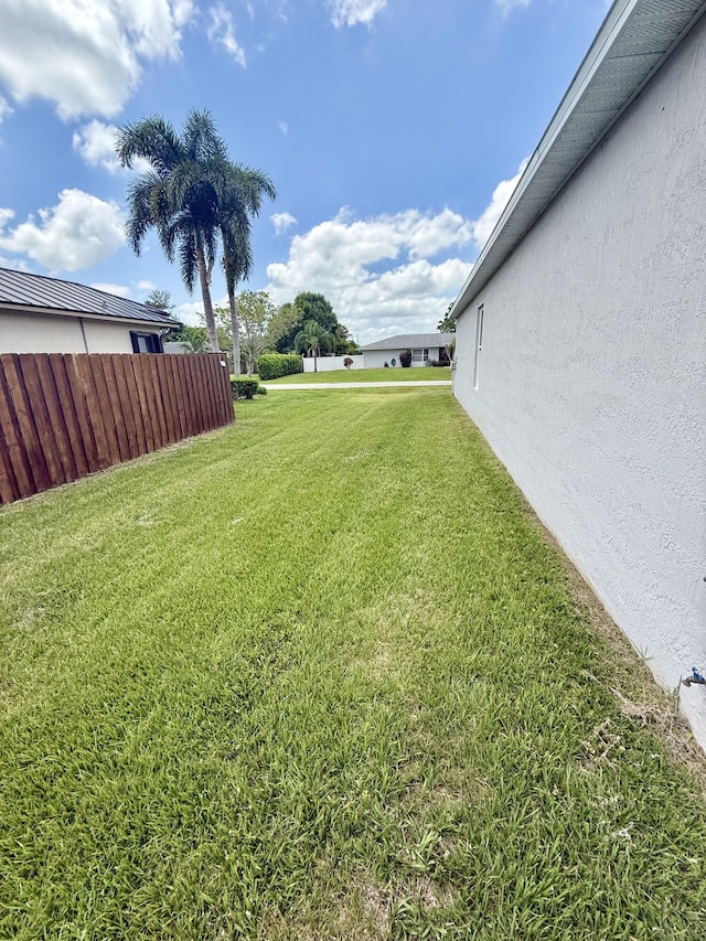 763 SE Evergreen Ter, Port Saint Lucie, FL 34983 - view of yard