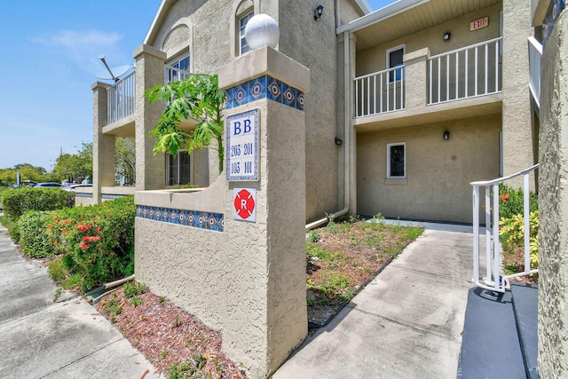 1631 SE Green Acres Cir Unit Bb103, Port Saint Lucie, FL 34952 - view of community sign