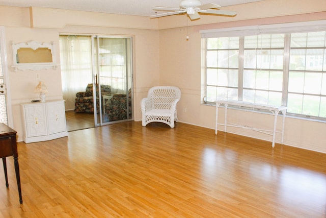 540 High Point Dr Unit A, Delray Beach, FL 33445 - living area featuring plenty of natural light and light wood-type flooring