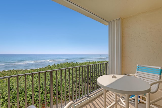 7430 S Ocean Dr Unit 319, Jensen Beach, FL 34957 - balcony featuring a water view