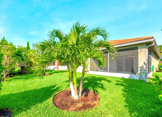 9658 SW Lindale Trace Blvd, Port Saint Lucie, FL 34987 - view of green lawn