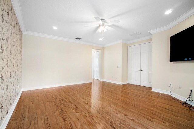 8440 Serena Creek Ave, Boynton Beach, FL 33473 - unfurnished living room featuring wallpapered walls, light wood-type flooring, baseboards, a ceiling fan, and recessed lighting
