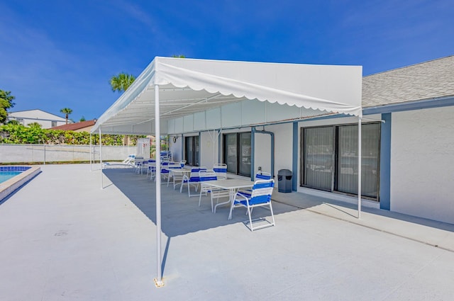 1104 Green Pine Blvd Unit D2, West Palm Beach, FL 33409 - view of patio / terrace