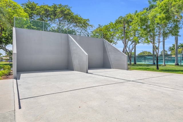 8076 Sweetbriar Way, Boca Raton, FL 33496 - view of front of property featuring a tennis court