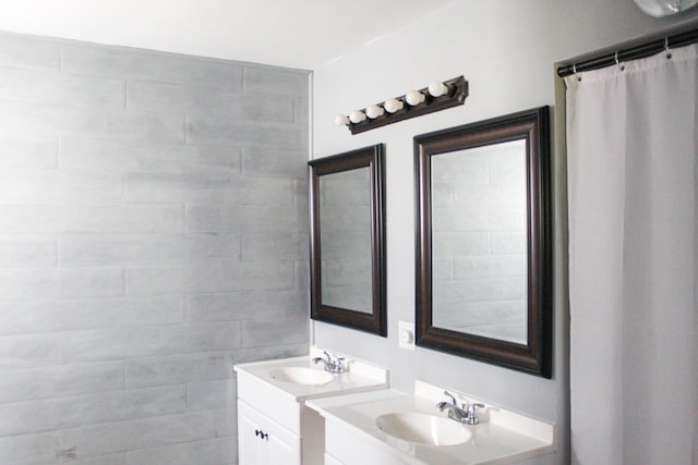 2182 SE Bersell Rd, Port Saint Lucie, FL 34952 - full bathroom with two vanities